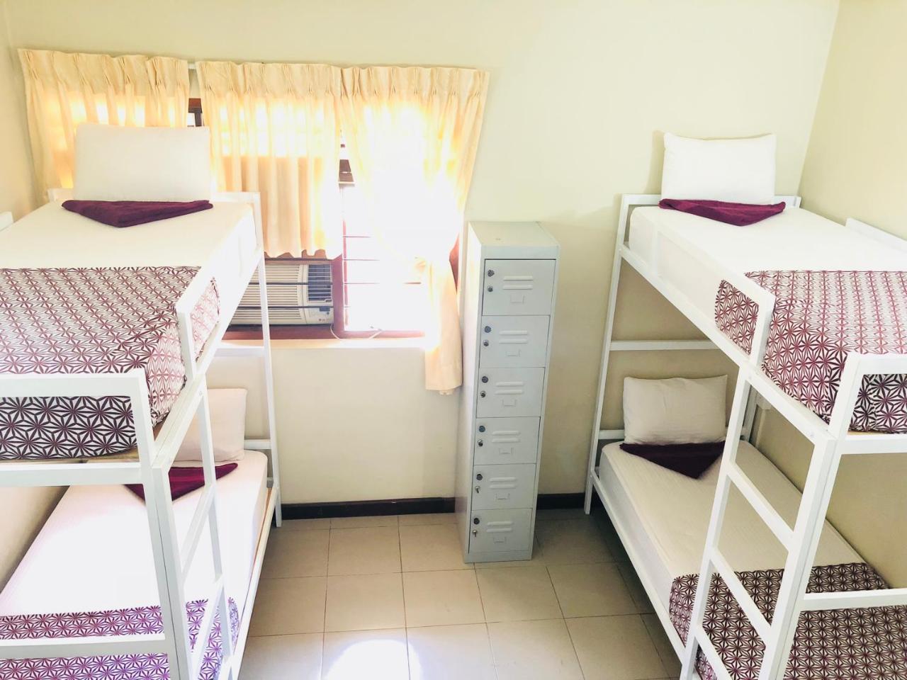 Trip "N" Chill Hostels Colombo Airport Катунаяка Экстерьер фото